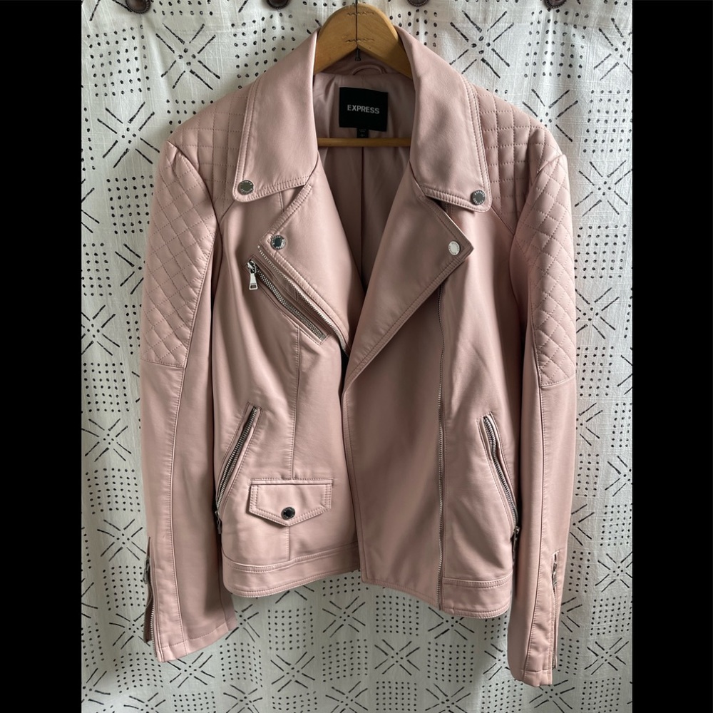 Blush pink women’s Express vegan leather jacket size L